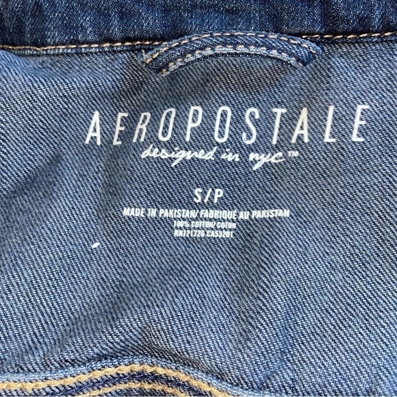 Aeropostale Denim Jacket With Internal And External Pockets. Stylish Attitude. - Picture 2 of 8